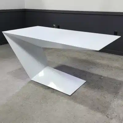 DIY Cantilever Dining Table - PRISMA