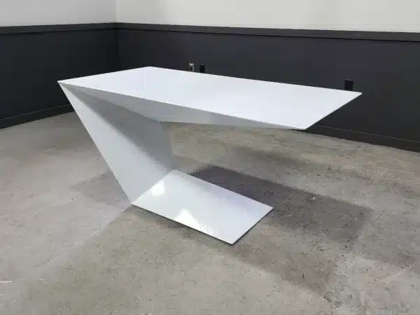 DIY Cantilever Dining Table - PRISMA